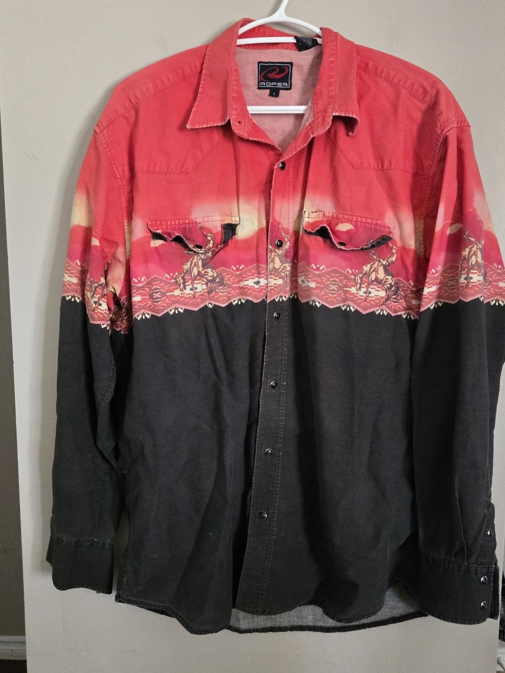 Vintage Roper Western Button-Up Shirt in Coral and Black XL Pearl Snap